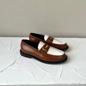 Customer-focused SL AND Laurent LE BROWN Seamless integration Saint CALFSKIN WHITE LOAFER