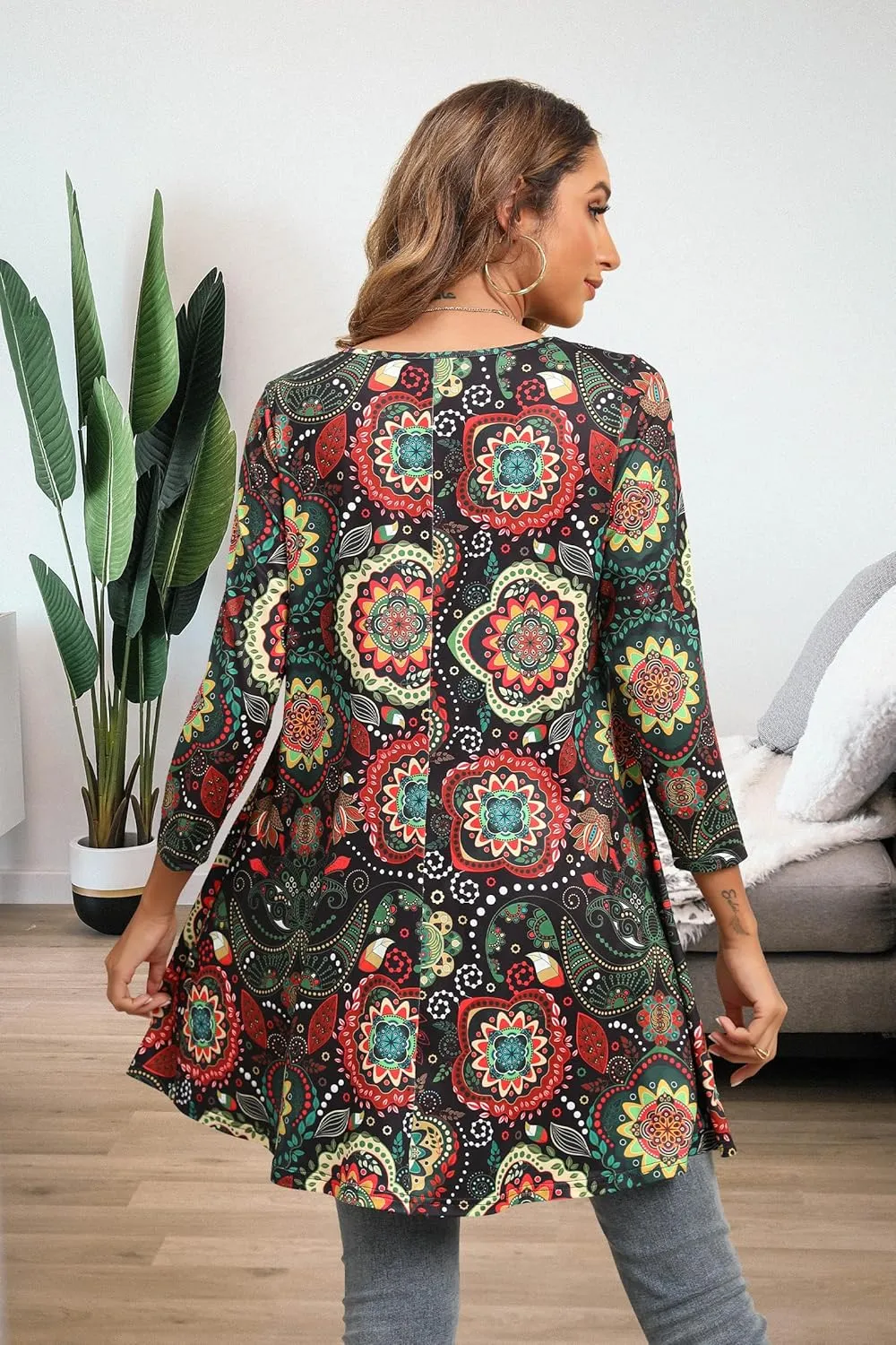 ENMAIN Women's Tops 3/4 Sleeve Dressy Casual Plus Size Tunic Tops to Wear with Leggings Swing Flare T-Shirt Loose Fit Blouses