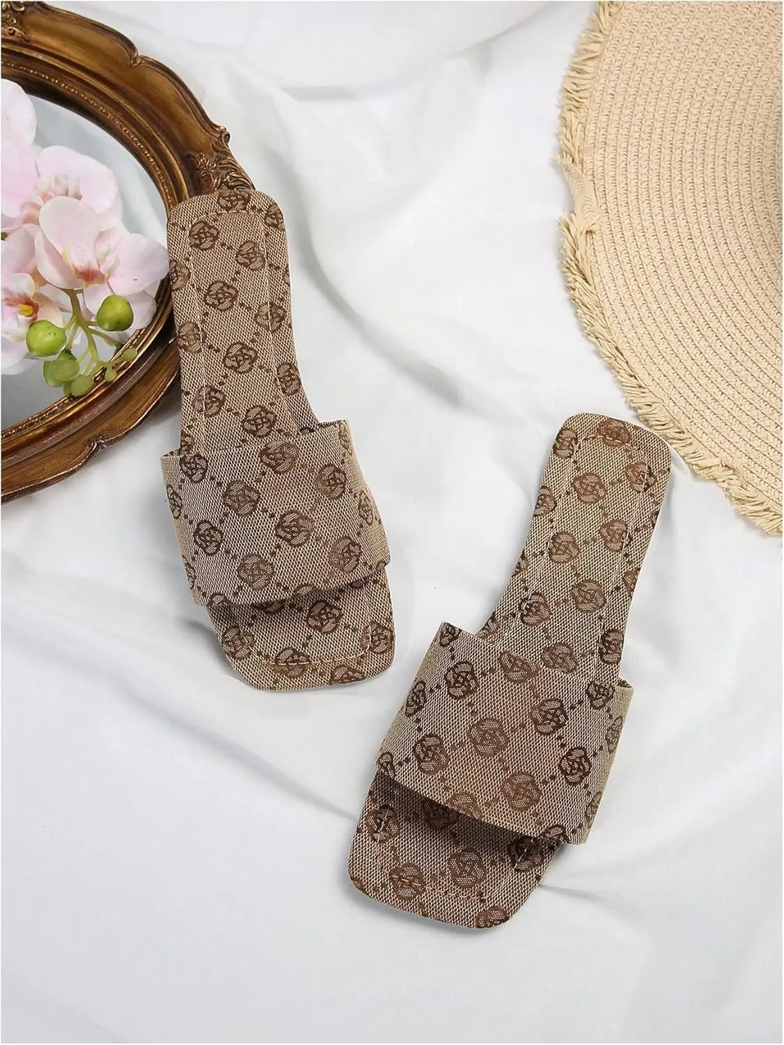 GORGLITTER Women's Leopard Flat Sandals Cheetah Animal Print Slides Square Open Toe Slip on Sandal