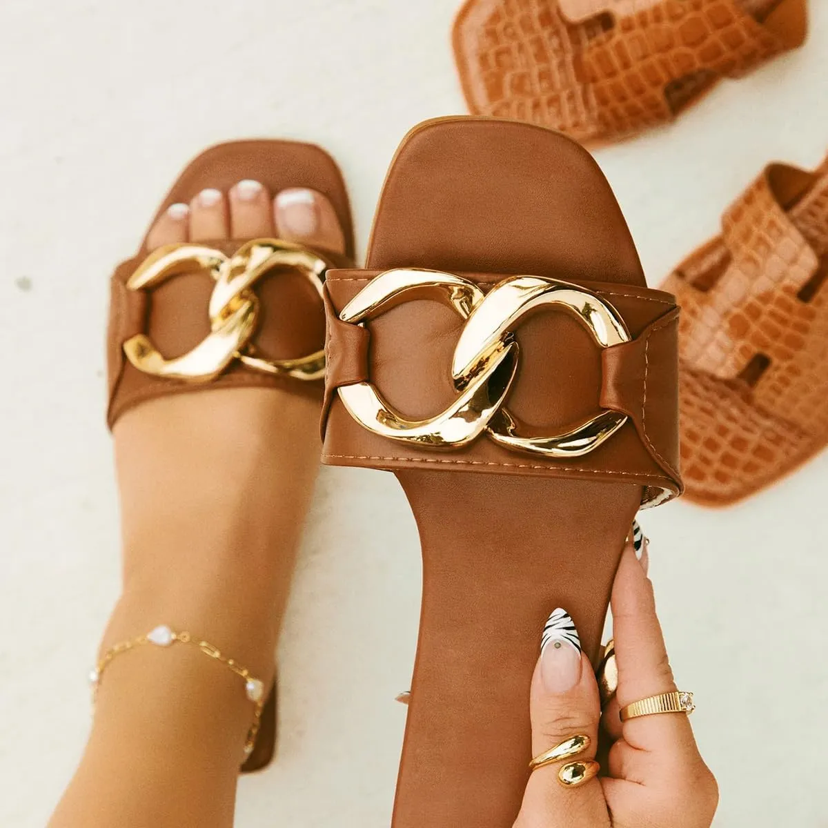 Maiyang Women Open Squre To Gold Chain Flat Slide Sandals Slip on Comfortable Summer Beach Casual Indoor Outdoor Slippers Size 4-16 US