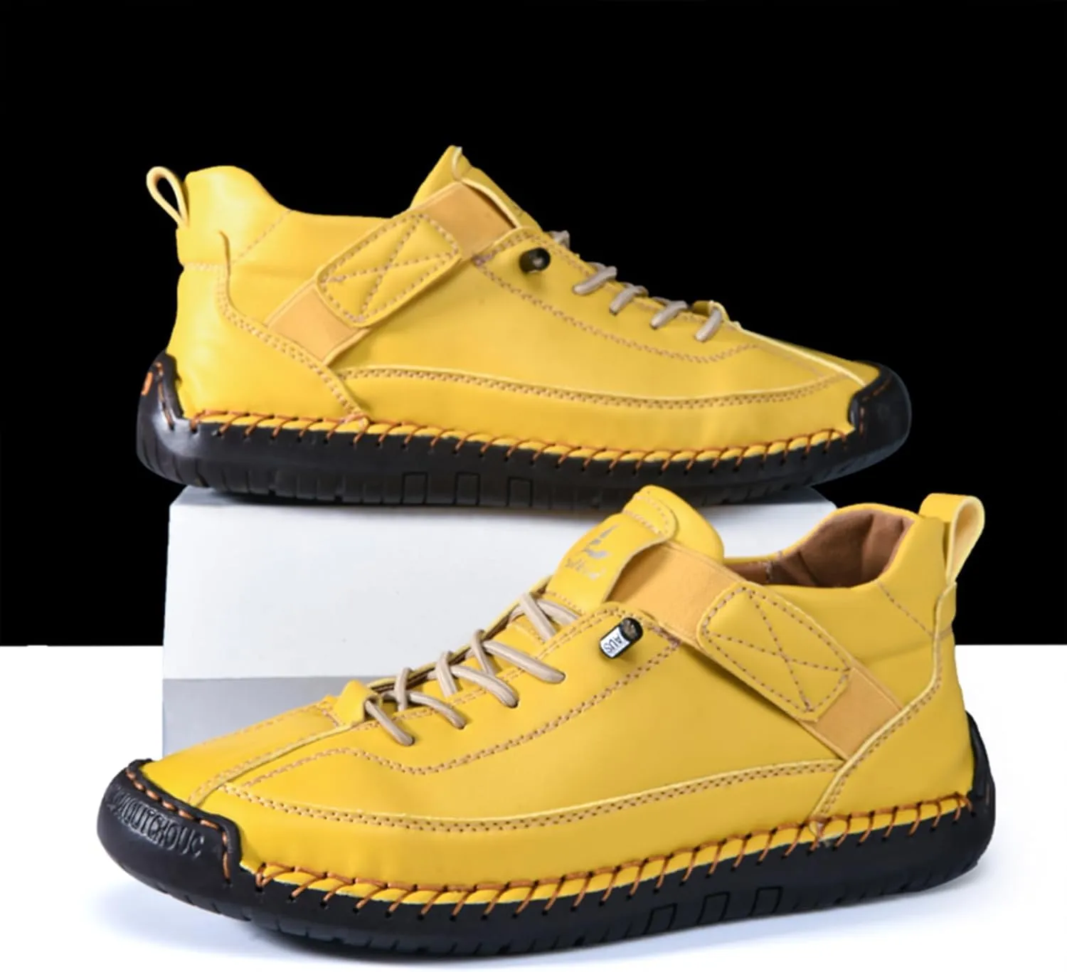 Men's Leather Hand-Sewn Flat Leather Shoes Ankle Chukka Boots One-Step Lightweight Soft-Soled Non-Slip Casual Mid-Top Loafers Hiking Camping Driving Shoes