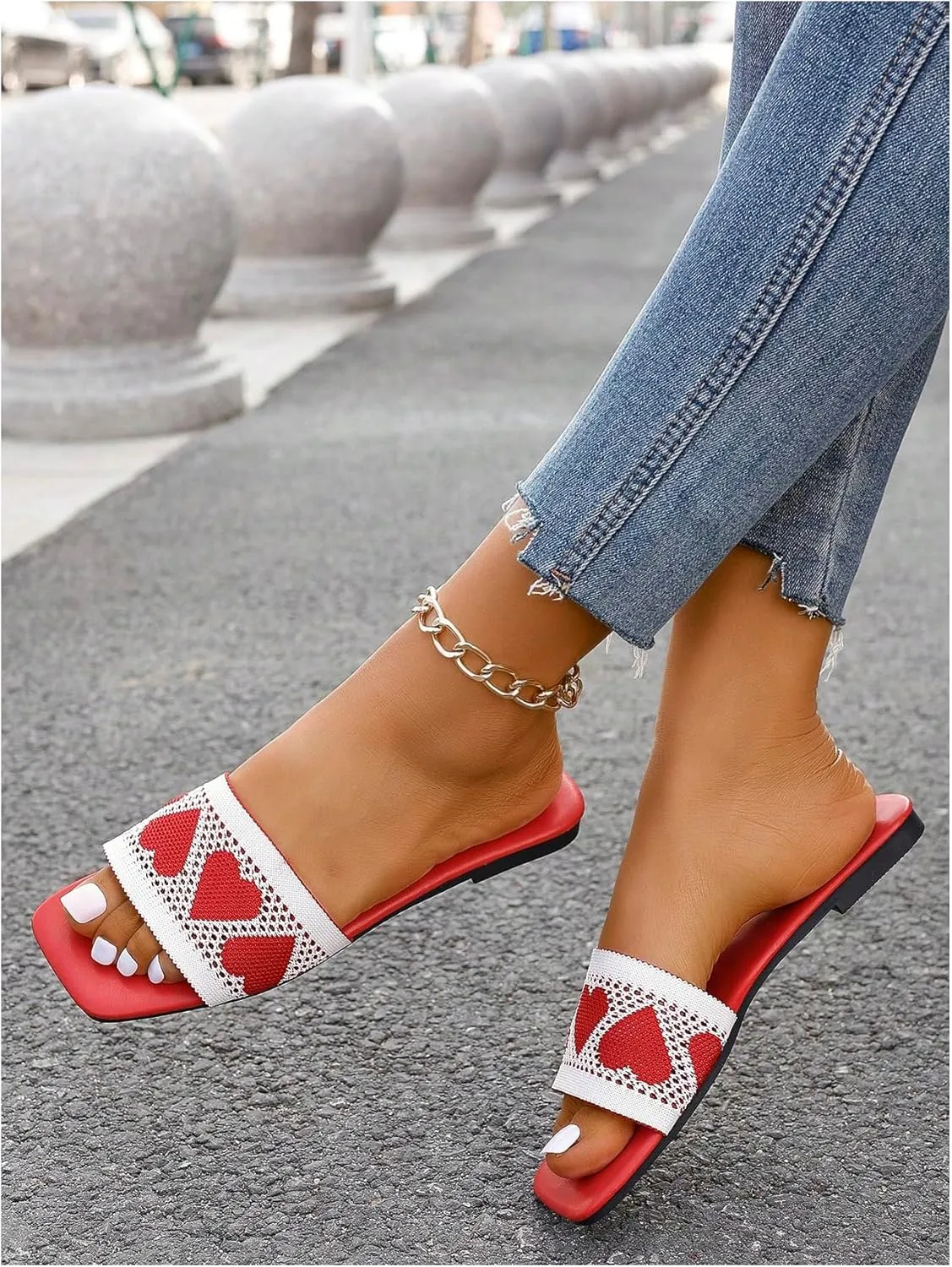 SweatyRocks Women's Heart Open Toe Flat Sandals Y2k Slip On Outdoor Trendy Slide Sandals