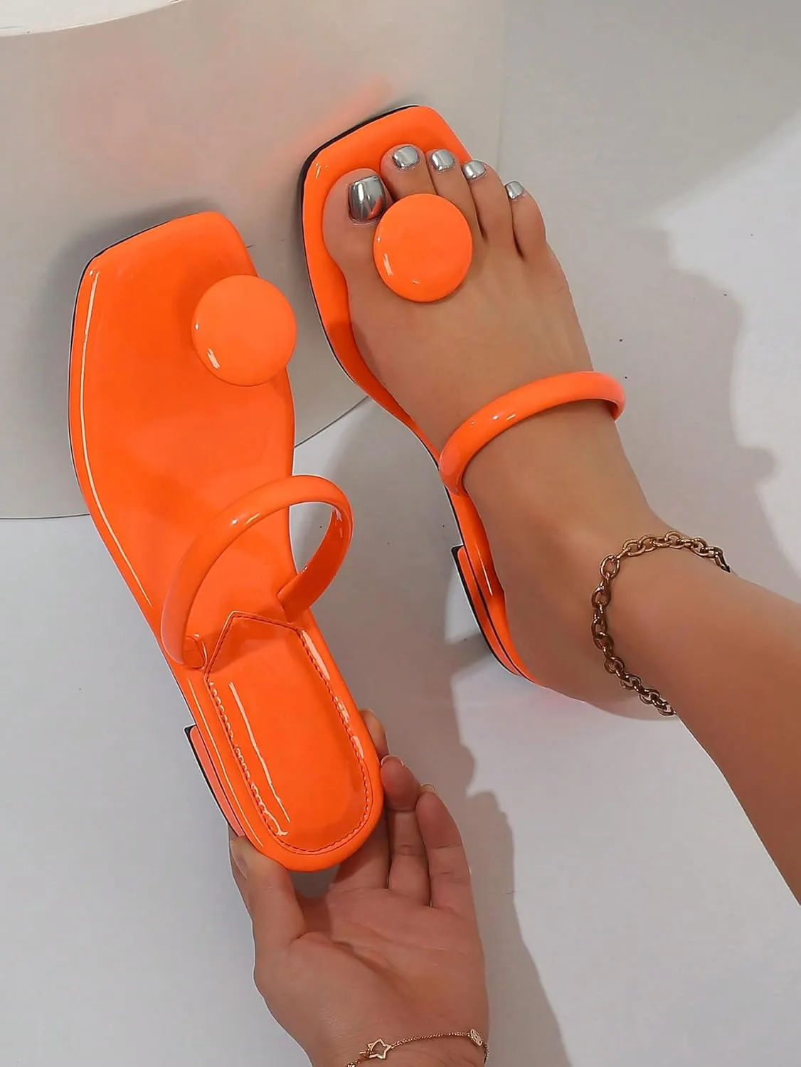 SweatyRocks Women's PU Leather Open Square Toe Thong Sandals Round Decor Outdoor Flat Sandals