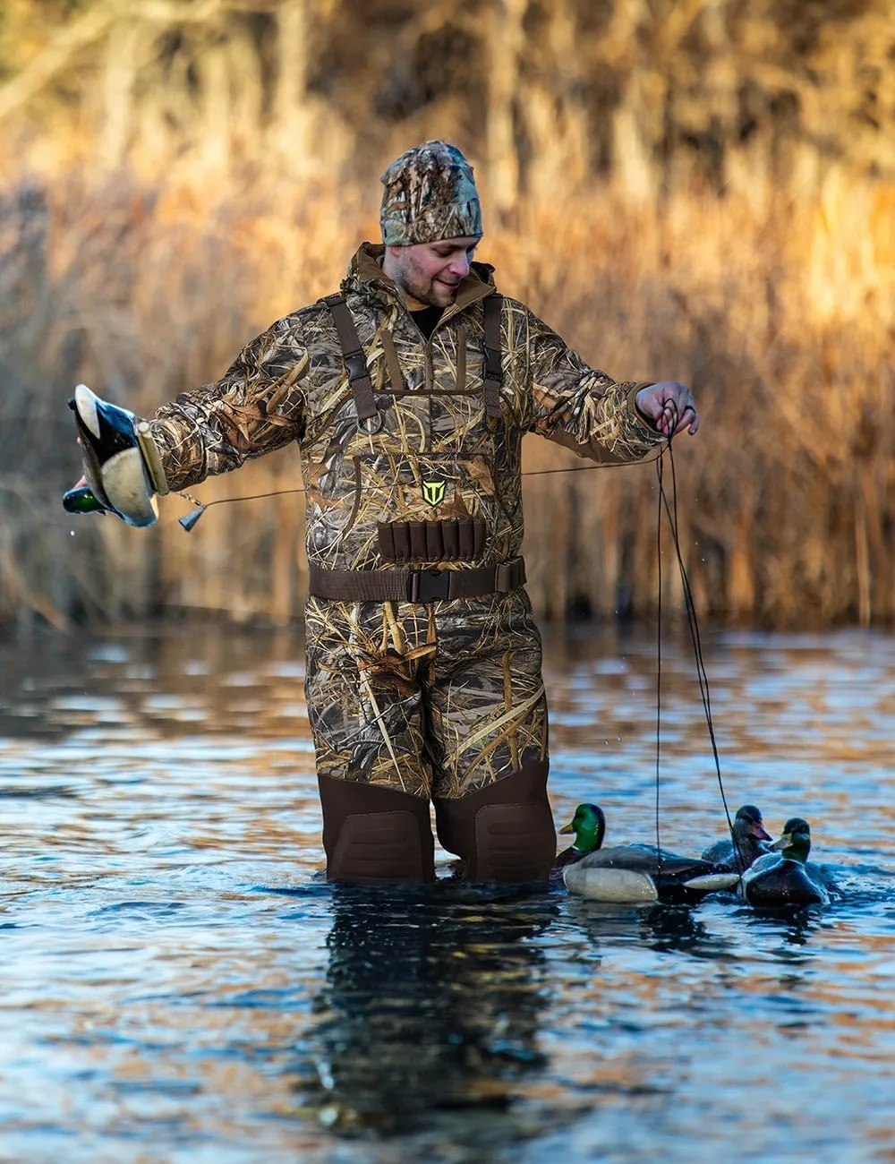 TIDEWE Hunting Waders with 200G Insulation Rubber Boots, Waterproof Cleated Neoprene Bootfoot Fishing Chest Waders