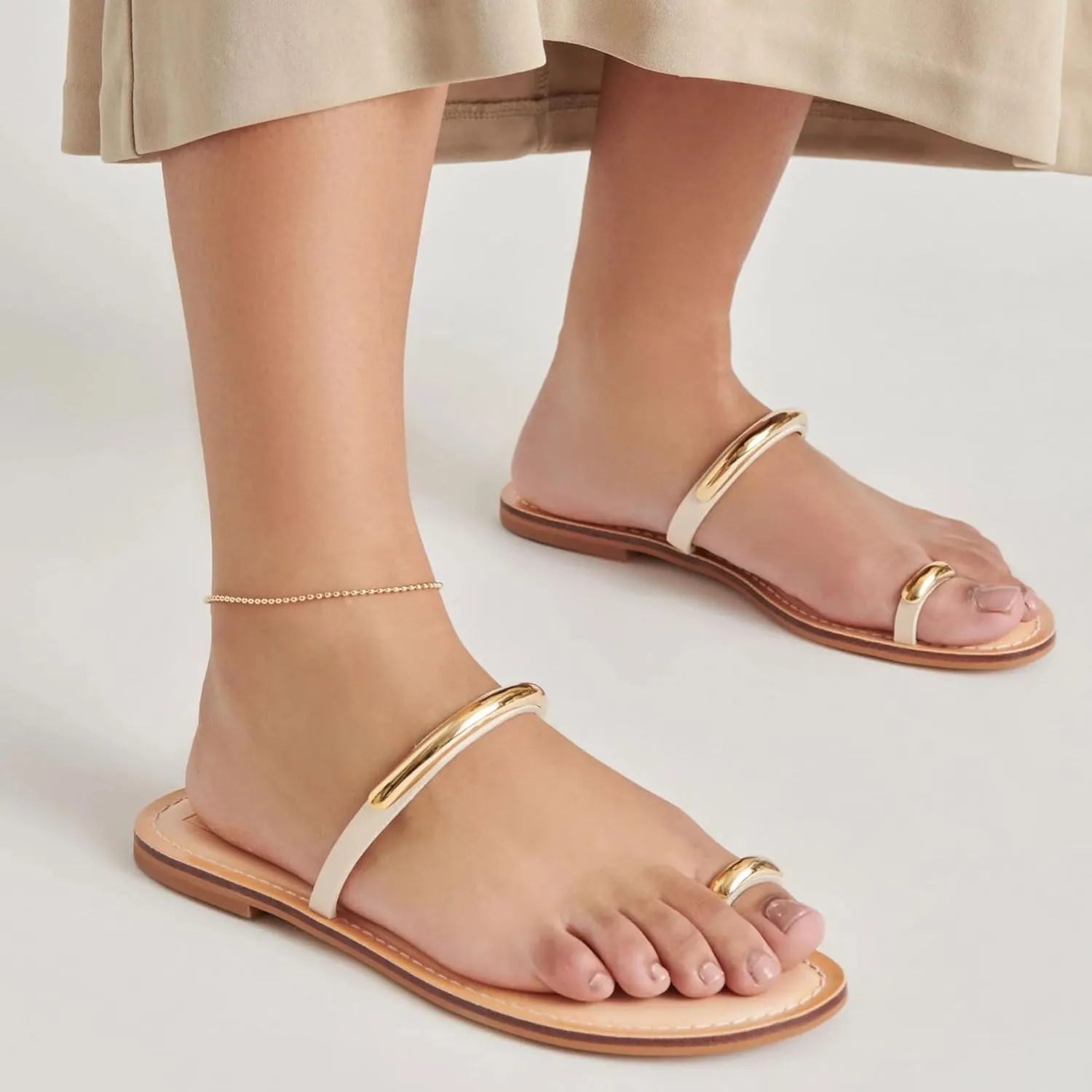 Toe Ring Thong Sandals for Women Open Toe Slide Flat Sandals Casual Summer Dressy Beach Sandals
