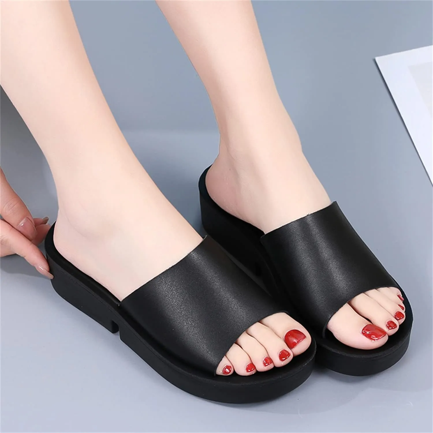 Women's Platform Sandals Casual Fashion Wedge Summer Beach Shoes Comfortable and lightweight slippers for women